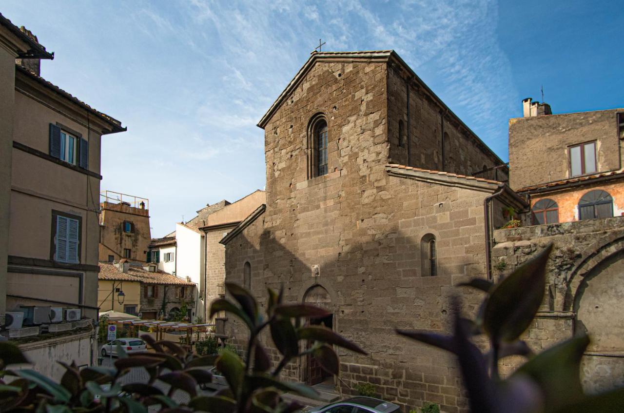 Appartamento Piazza Santa Maria Nuova 비테르보 외부 사진